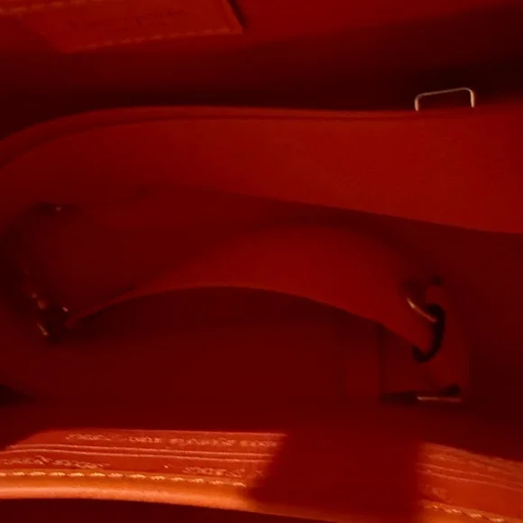 Kate Spade Orange & White Manhattan Small Tote it’s PRISTINE, 🌺 - Picture 3 of 7